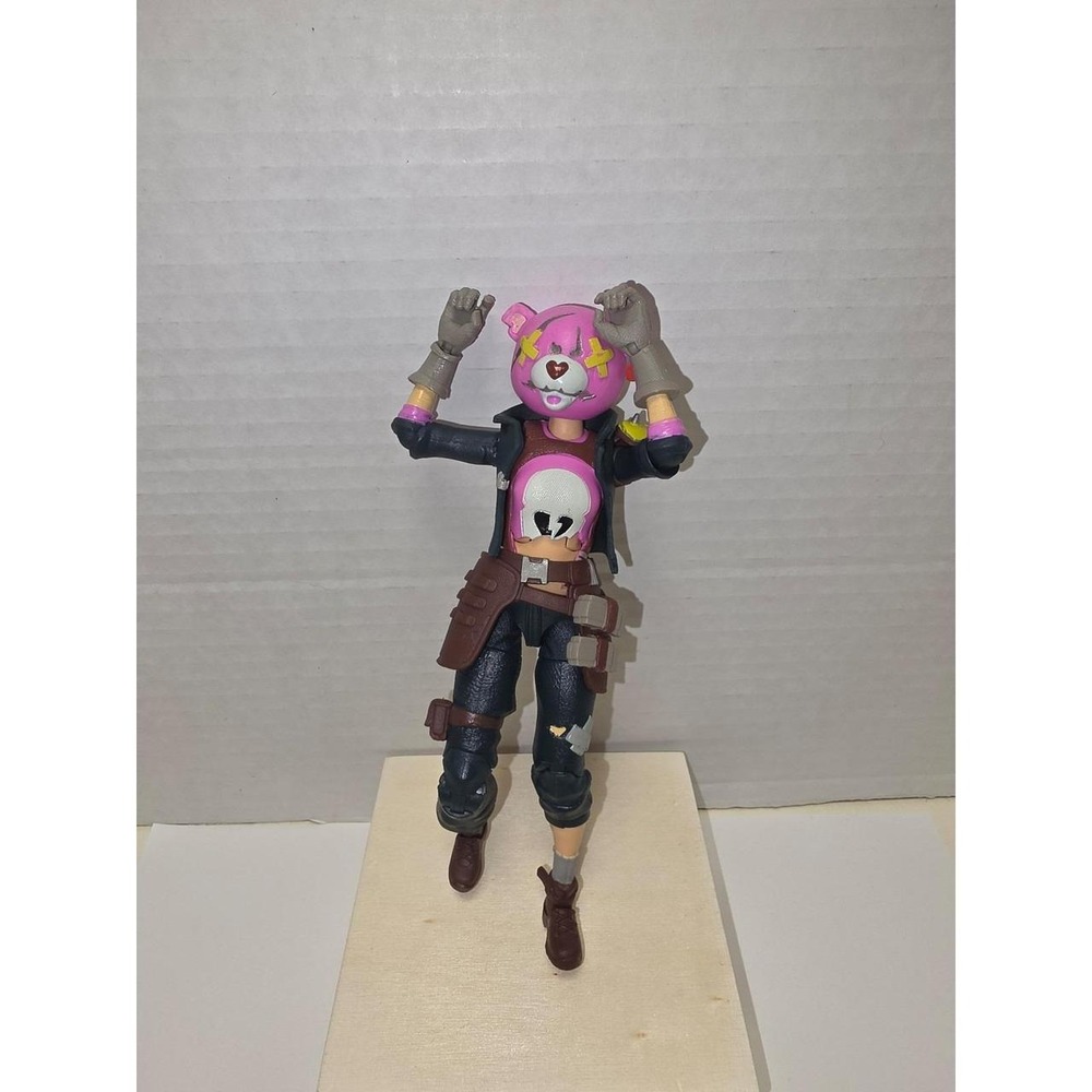 Hasbro Fortnite Victory Royale‎ Series Ragsy Action Figure, a 6-inch collectible